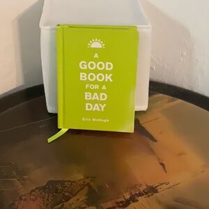 Sale! A Good Book For A Bad Day, Erin McHugh, Hardcover, 172 pgs, Inspirational